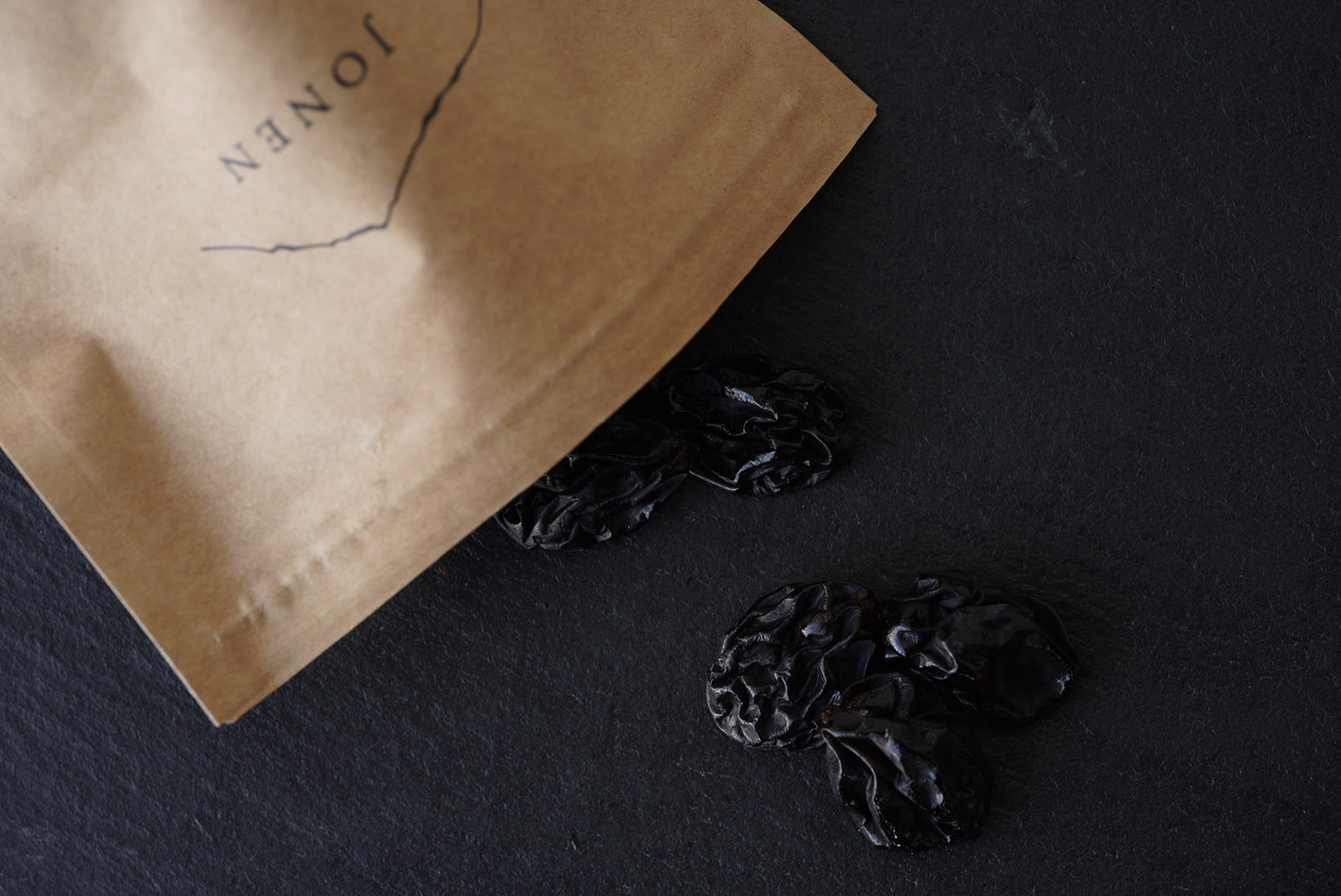【Royal Raisin】 巨峰(種無し) 信州松本山辺産 100g